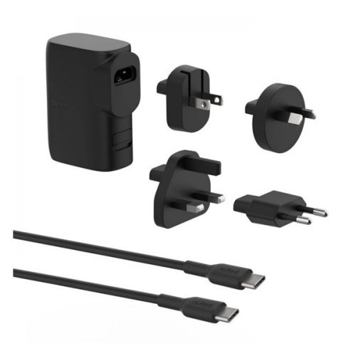 BELKIN BOOST CHARGE HYBRID utazó töltő USB+Type-C aljzat (25W, beépített 5000mAh akku,  EU, UK, US, AU) FEKETE