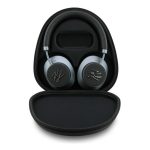 KARL LAGERFELD GRAINED INITIALS bluetooth fejhallgató SZTEREO (v5.3, mikrofon, akítv zajszűrő) FEKETE